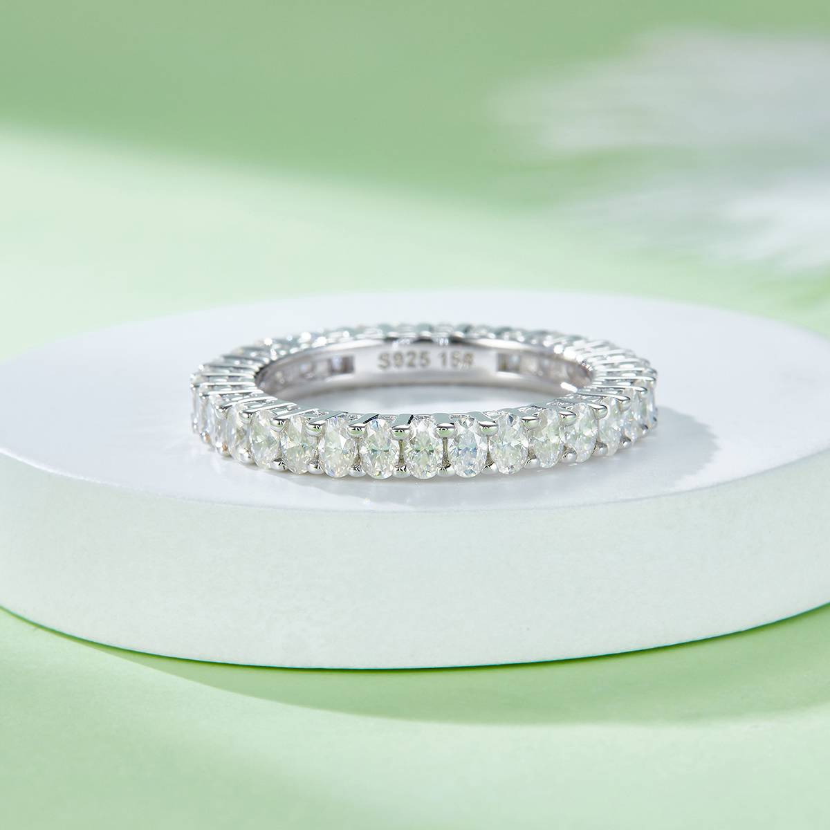 Oval Full Body Ring S925 Silver Plated Platinum Moissanite Women's Ring 3.4 Carat D-Class